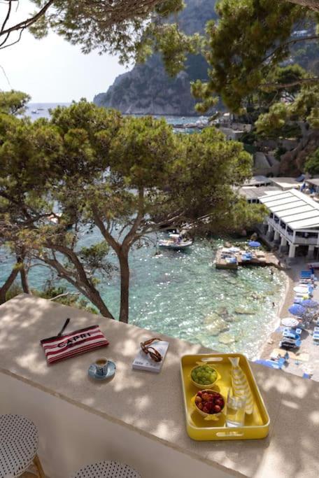 Exceptionnel Pieds Dans L'Eau Villa Capri Esterno foto